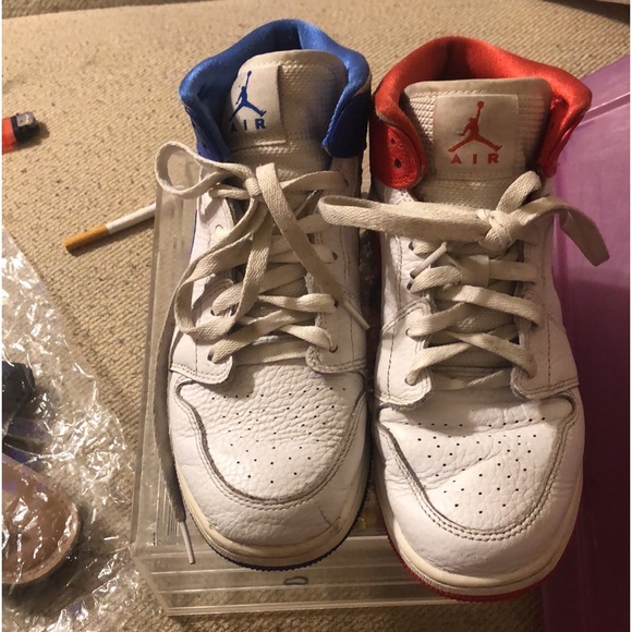 Jordan’s blue and red - Picture 2 of 2